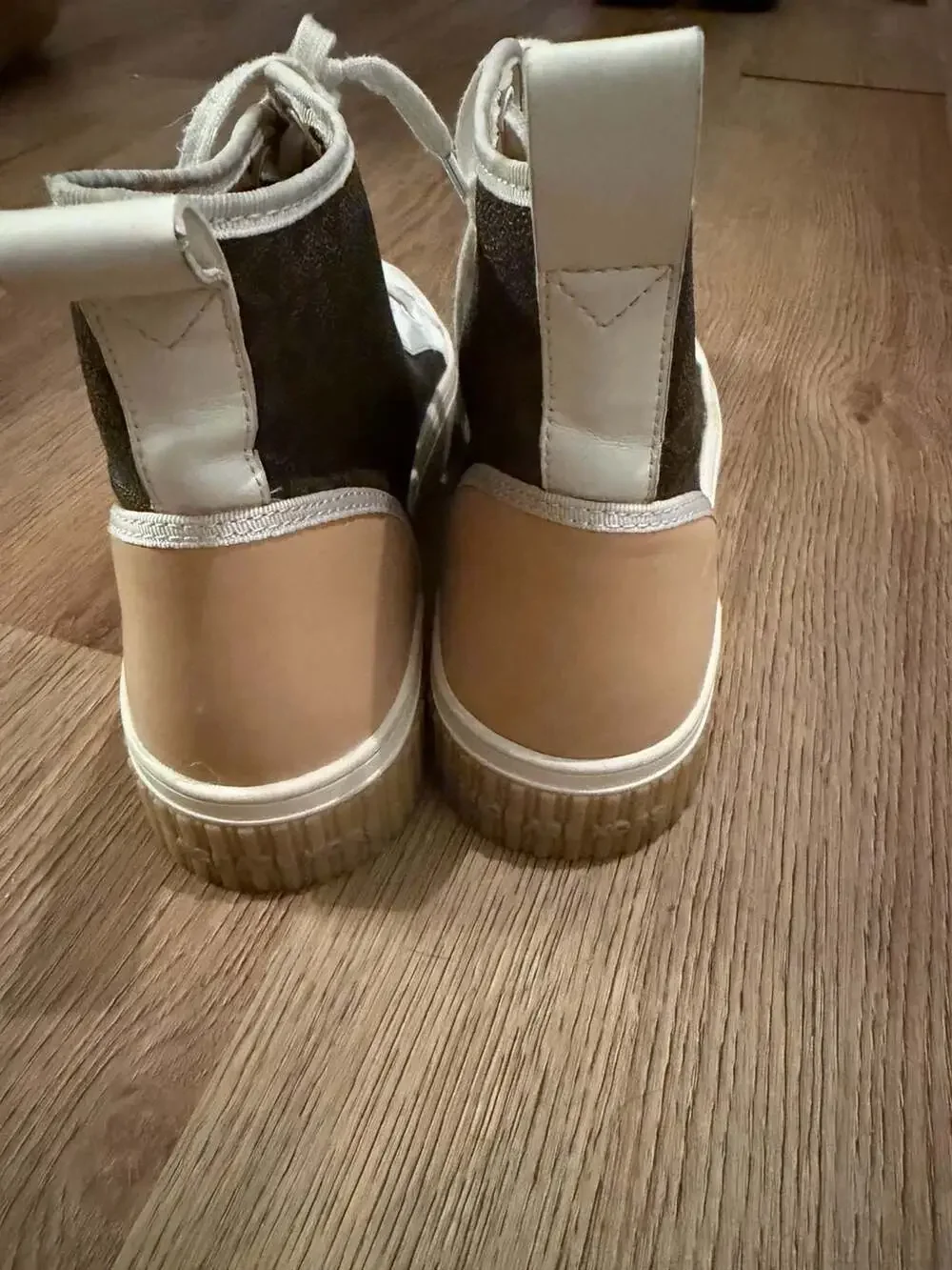 Michael Kors Logo Print High Top Sneakers Size 11M